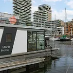 Úszó hotel Houseboat-oostende *