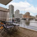 Houseboat-oostende Úszó hotel