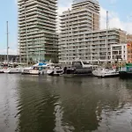 Houseboat-oostende * Oostende
