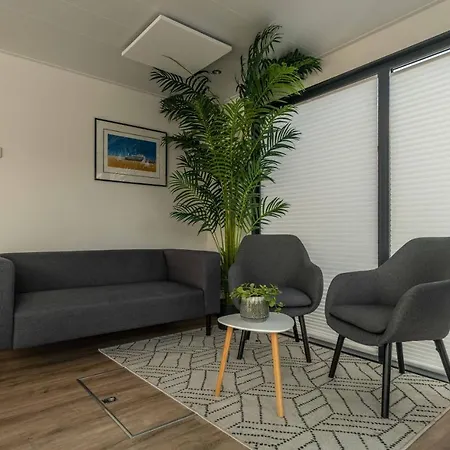 Houseboat-oostende * Οστένδη