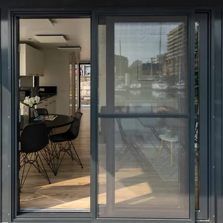 Botel Houseboat-oostende *